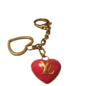 Louis Vuitton Gold LV Bijoux Sac Coeur Hearts Keychain Bag Charm Keyring